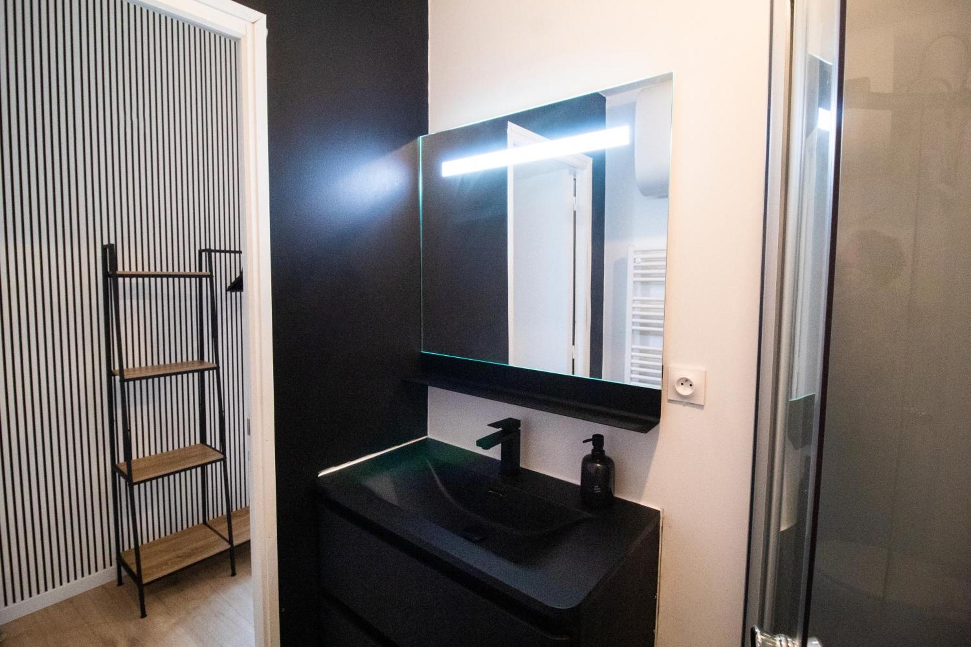 Saint Jacques, Apartment